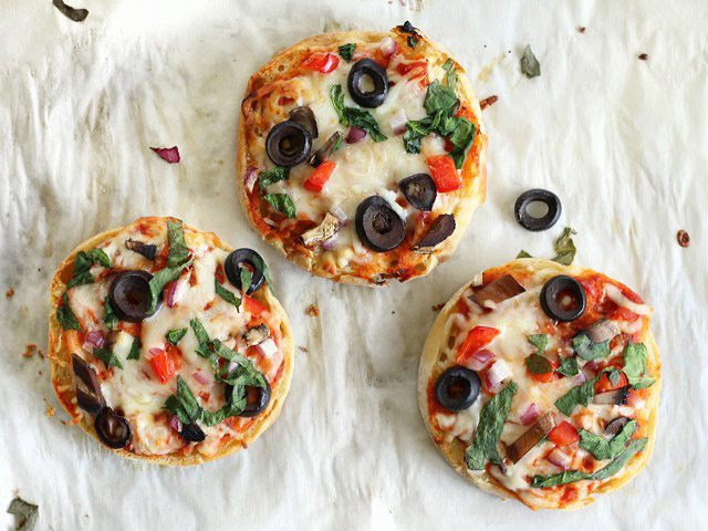 Vegetable-mini-pizza-for-world-children's-day