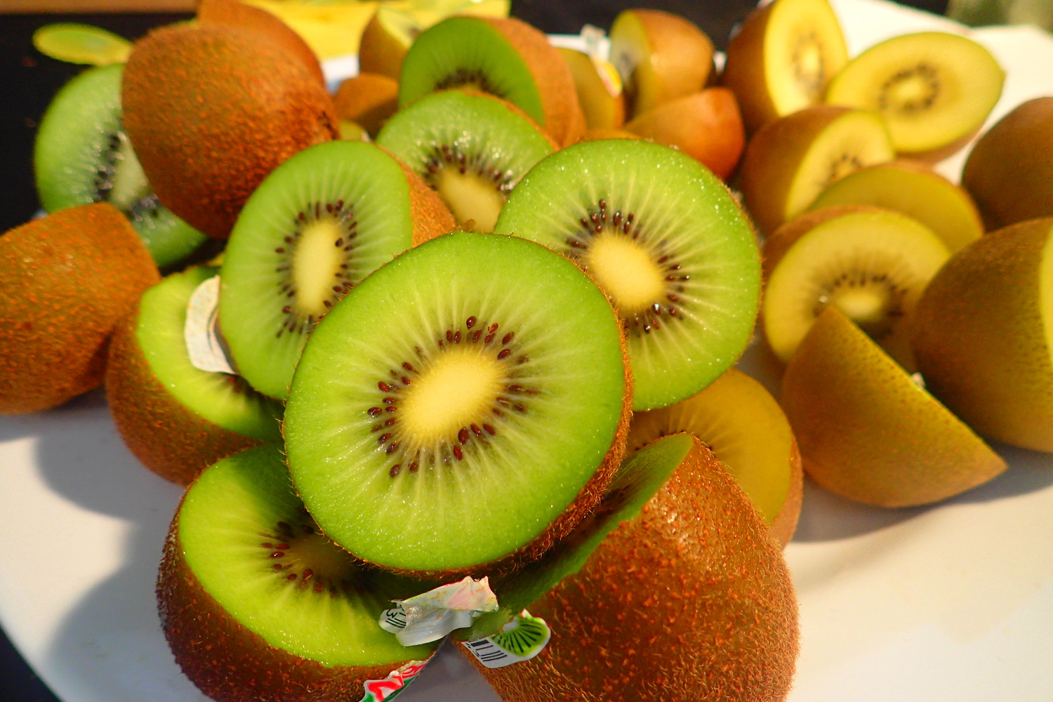 kiwi-kiwi-la-gi-ma-the-he-tre-su-dung-khi-giao-tiep