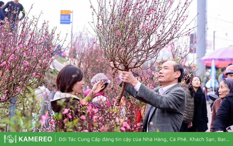 Chợ hoa Tết đã trở thành một nét đẹp của người Việt Nam