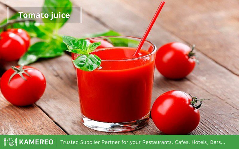 Tomato juice is widely used by many women for healthy and beautiful skin