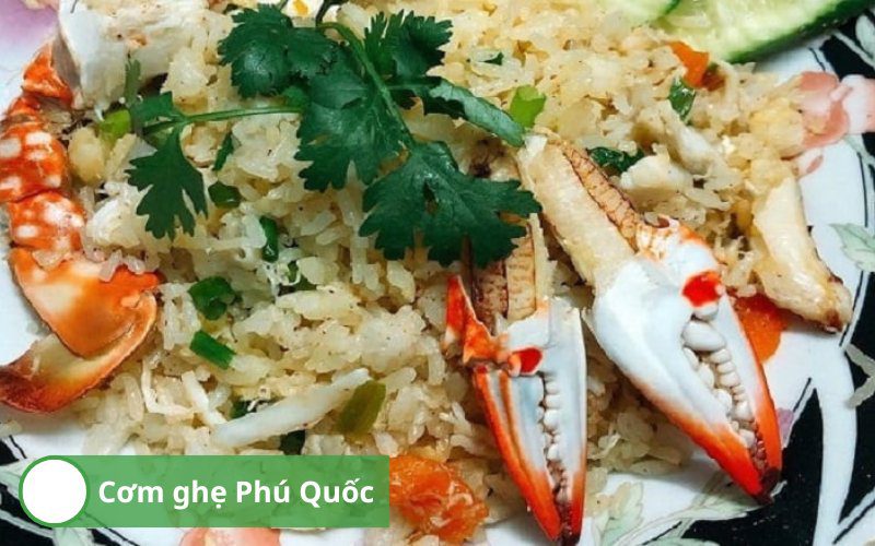 Phu Quoc snakehead fish rice is an attractive dish that tourists should not miss