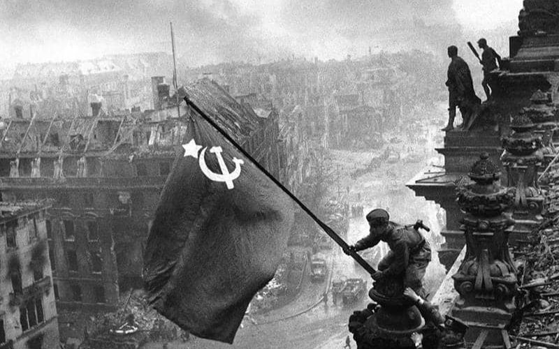 Ngày chiến thắng Phát xít Đức, đặt tiền đề chấm dứt Chiến tranh Thế giới II