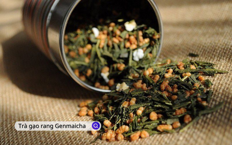 Genmaicha là sự kết hợp tuyệt vời của trà xanh và gạo rang