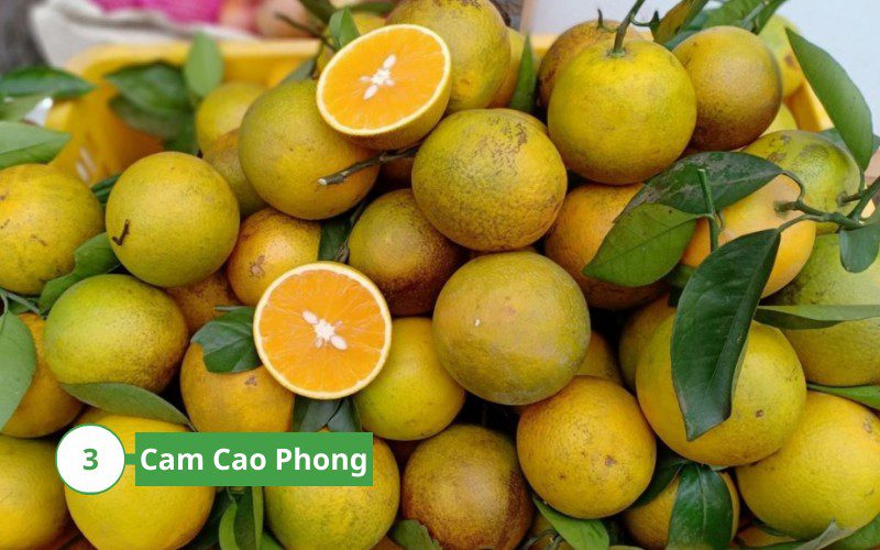 Cam Cao Phong has sweet, fragrant yellow segments