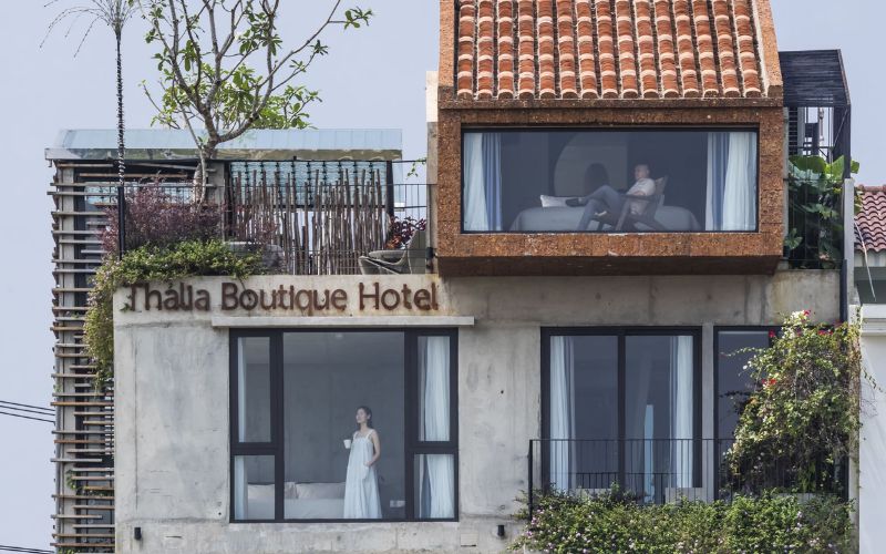 Boutique Hotel is a type of small-scale hotel with 10 to 100 rooms