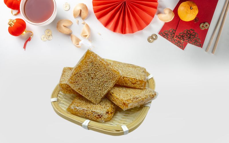 Kẹo mè xửng dẻo ngọt đặc trưng xứ Huế