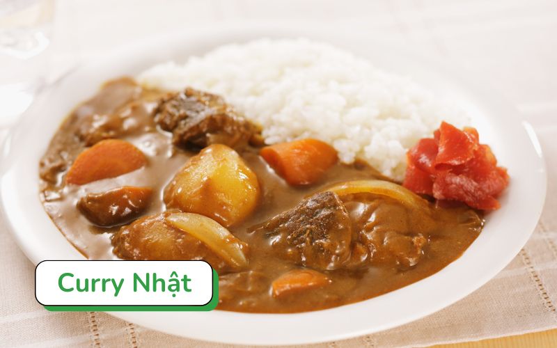 Cà ri Nhật Bản ngọt dịu, sánh đặc, thường ăn kèm topping chiên giòn hấp dẫn