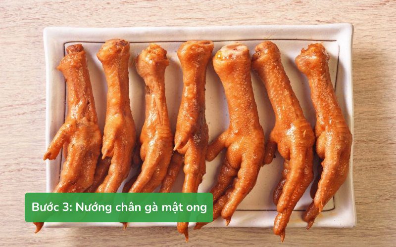 Chân gà nướng mật ong thành phẩm sẽ đậm vị và giòn thơm