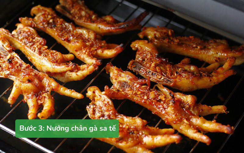 Món chân gà nướng ủ sa tế thơm giòn