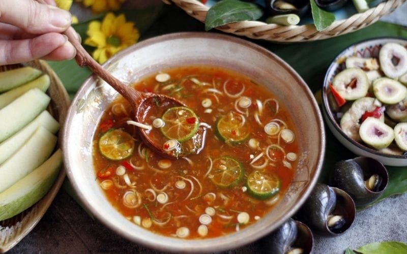 Lemon/kumquat fish sauce: Harmonious sweet and sour taste, stimulating the taste buds