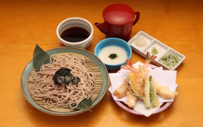 Mì soba vốn là món ăn dân dã, phổ biến từ thời Edo