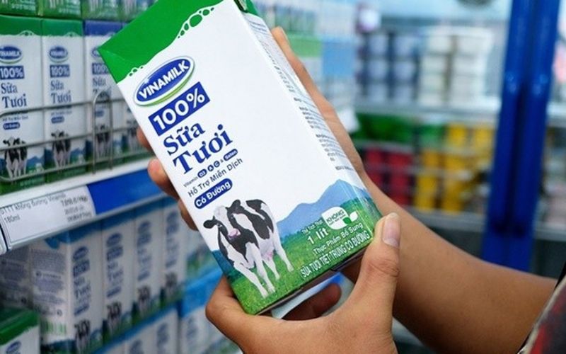 Genuine Vinamilk milk packaging is sharp and not blurry