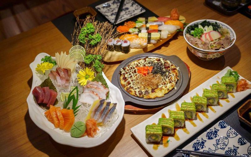 Sushi Kei sở hữu thực đơn đa dạng với hơn 200 món ăn chuẩn vị Nhật