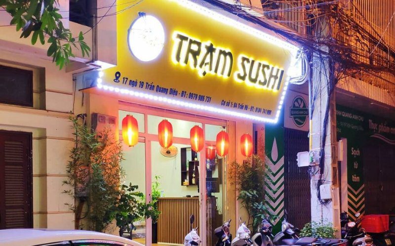 Không gian mặt tiền của Trạm Sushi