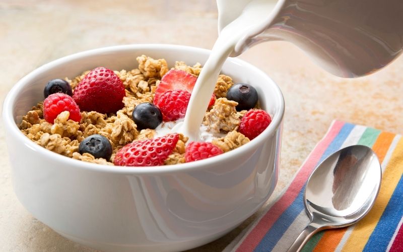 Whole grains are an ingredient for convenient breakfast, providing sustained energy