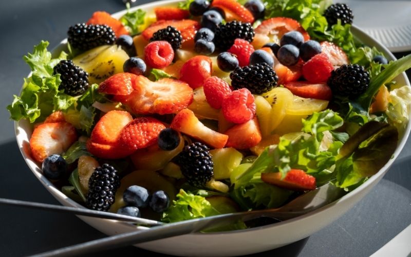 Fruits make breakfast light, rich in vitamins, and minerals