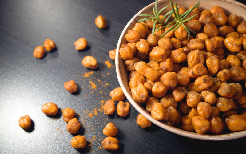 Đậu gà tươi chứa nhiều protein và chất xơ, giúp kiểm soát đói, tốt cho tiêu hóa và xương