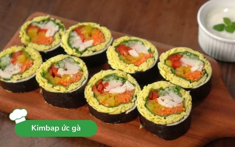 Kimbap ức gà rau củ không tinh bột, no lâu, giàu chất xơ và protein