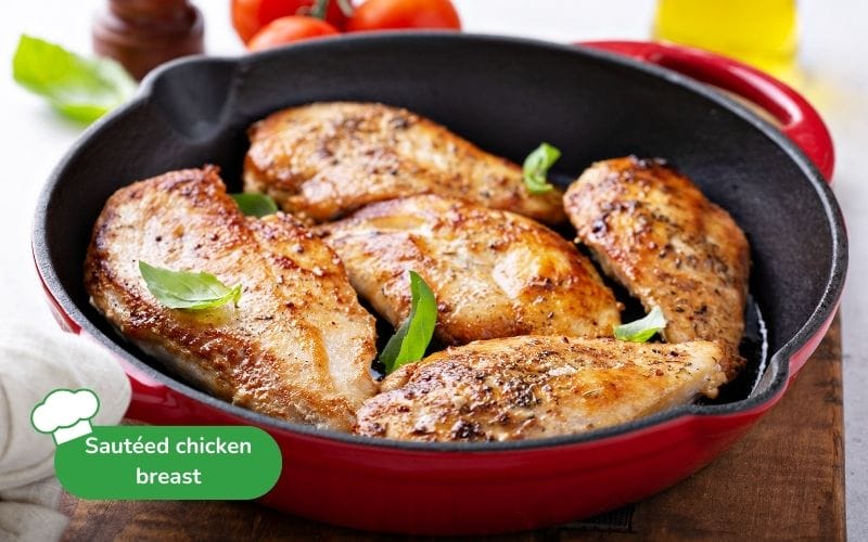 Pan-seared chicken breast: tender, flavorful, easy to pair with various vegetables