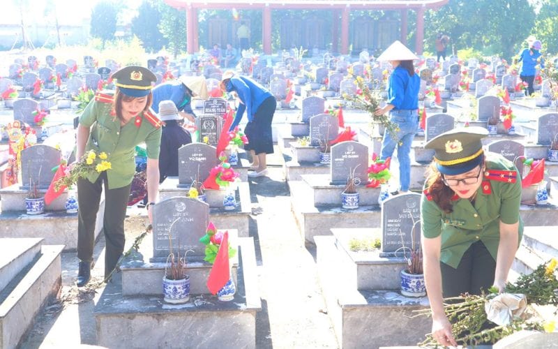 Lời tri ân gửi đến những người đã hy sinh và cống hiến là sự nhắc nhở về giá trị của hòa bình