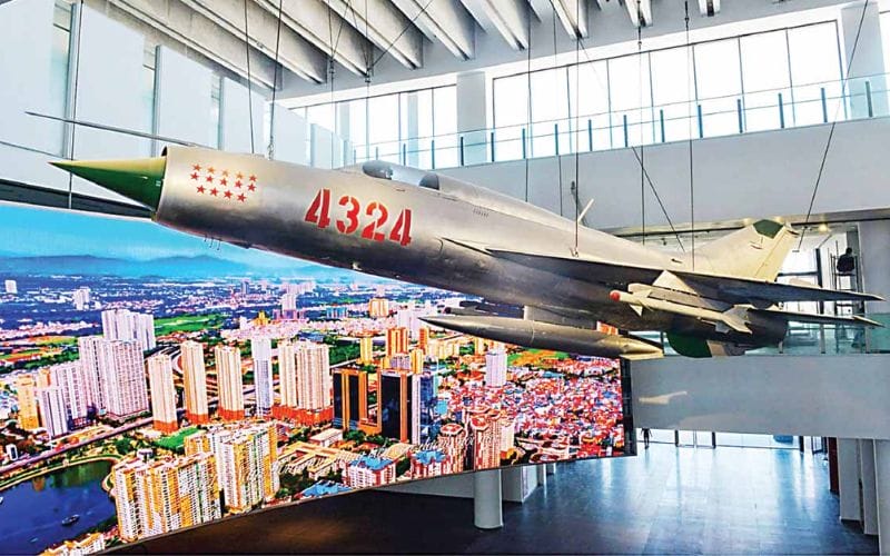 Bảo vật Quốc gia như MiG-21 tại Bảo tàng Lịch sử Quân sự Việt Nam