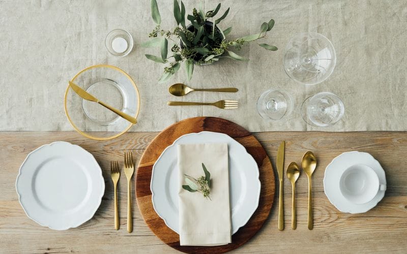 A standard set of European dining utensils elevates the dining experience to a professional and classy level