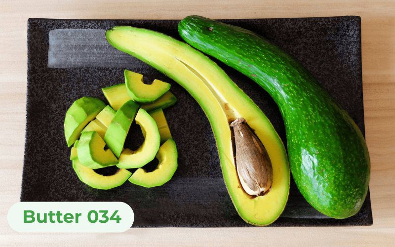 The 034 avocado has an elongated, slightly oval shape, making it very visually appealing