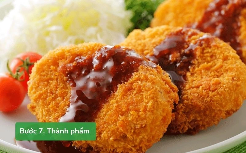Thành phẩm bánh Korokke thịt bò vàng giòn, hấp dẫn