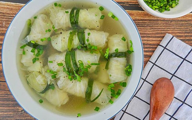 Bắp cải cuộn thịt hấp dẫn, đẹp mắt và giàu dinh dưỡng