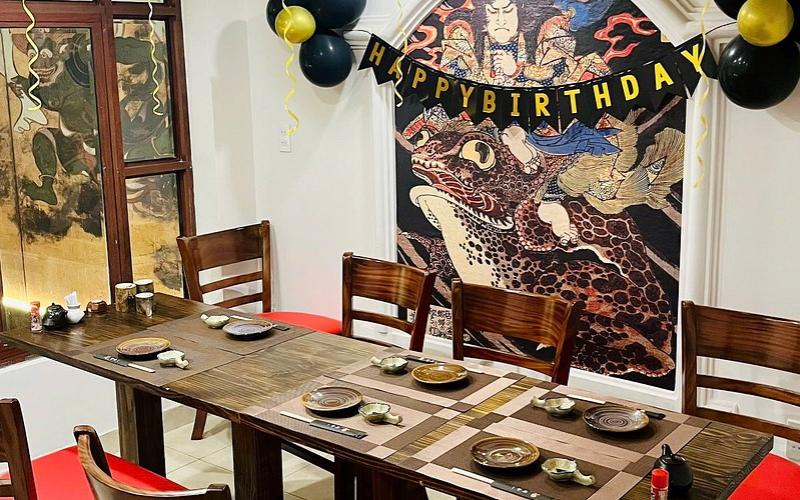 Không gian rộng rãi, có thể tổ chức tiệc cùng gia đình, bạn bè