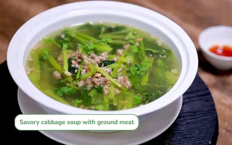 Refreshing and easy-to-cook choysum soup with minced meat for daily meals