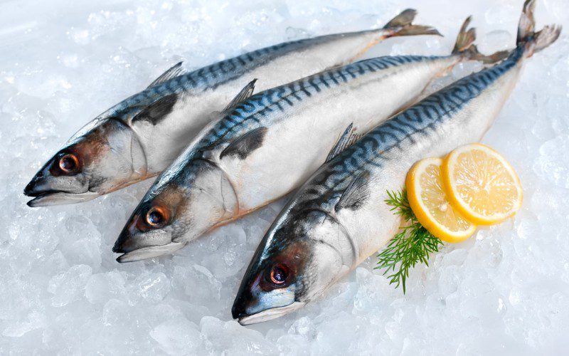 Buy fresh and quality mackerel to ensure the flavor of the dish