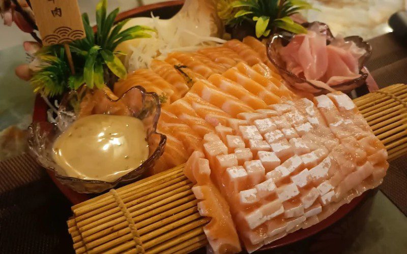 Mỗi món ăn tại Gấu Sushi đều được bày trí vô cùng đẹp mắt và tinh tế