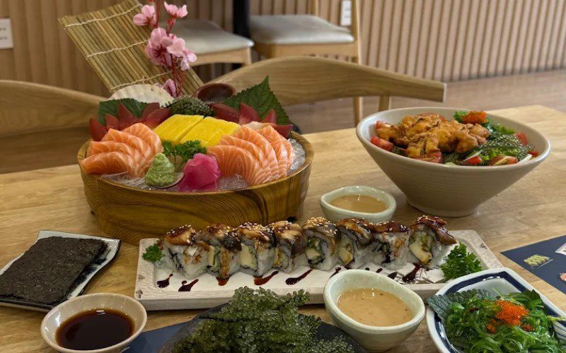 Salmon King nổi bật với các món ăn từ cá hồi - nguyên liệu chủ đạo được tuyển chọn kỹ lưỡng