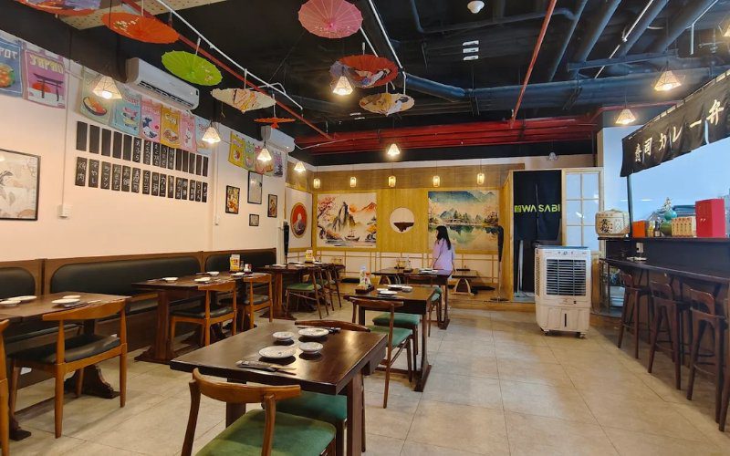 Thiết kế đơn giản nhưng tinh tế tạo cảm giác thoải mái cho thực khách của Wasabi Sushi