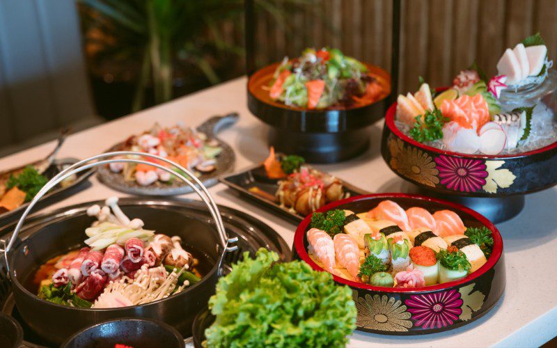 Sushi và sashimi tươi ngon, trình bày tinh tế chuẩn hương vị Nhật tại Sushi Tân Phú Sumo Yakiniku