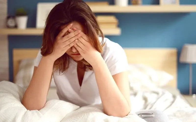 Đồ ăn vặt khiến cơ thể thiếu năng lượng, dễ gây mệt mỏi và ảnh hưởng tâm trạng