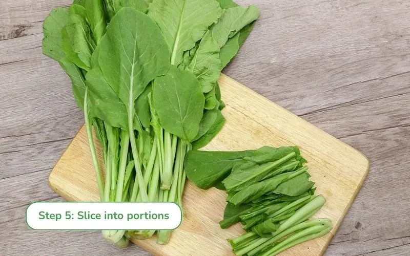 The cleaned vegetables are cut into bite-sized pieces for easy preparation