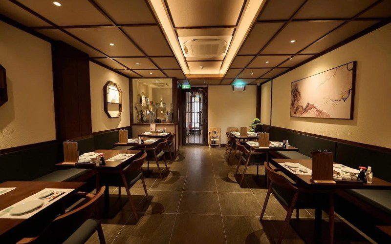 Không gian ấm cúng, đậm chất Nhật Bản tại Haru Sushi