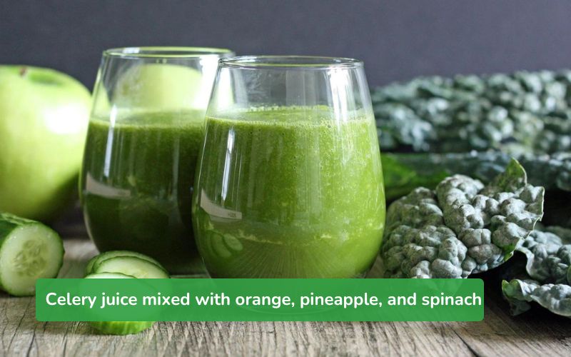 Celery juice combined with kale and coriander, rich in nutrients, good for the body