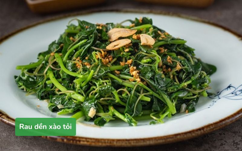 Món rau dền xào tỏi​ đậm đà, thơm nồng