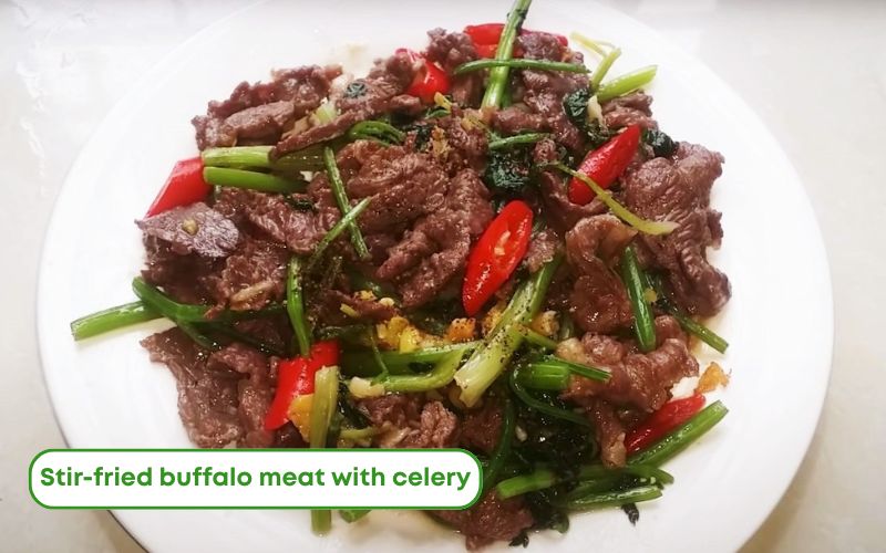 Stir-fried buffalo meat with celery is rich in flavor, tender meat and crunchy green vegetables