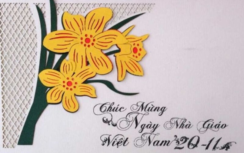 Cách làm thiệp 20/11 hình hoa mai