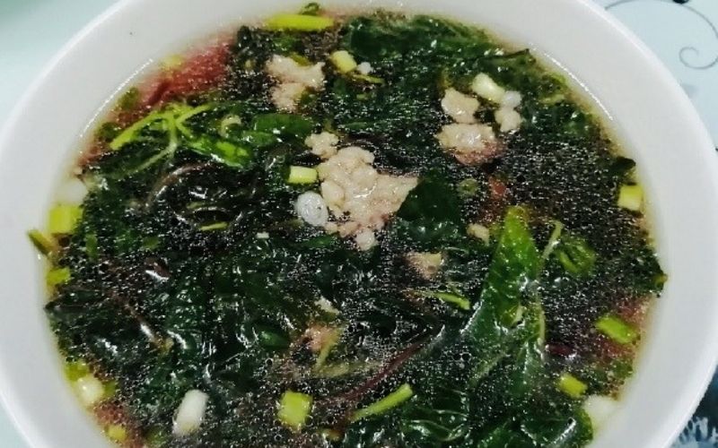 Món canh mồng tơi nấu rau dền hấp dẫn, thanh đạm