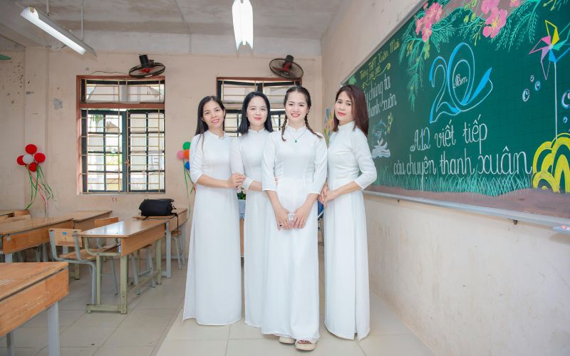 Meaning of Vietnamese Teachers' Day November 20