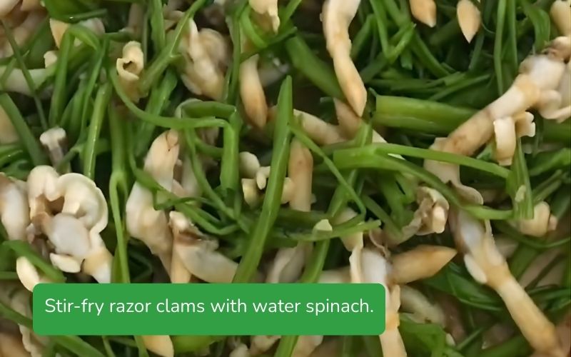 Stir-fried razor clams, perfectly seasoned and delicious.