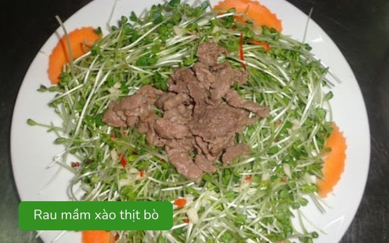 Rau mầm xào thịt bò giòn ngon, màu xanh tươi