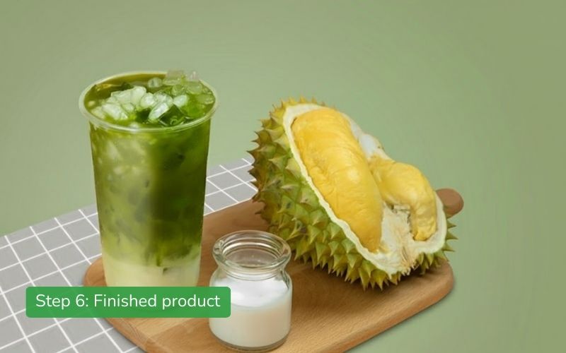 Refreshing and delicious pennywort, mung bean, and durian smoothie.