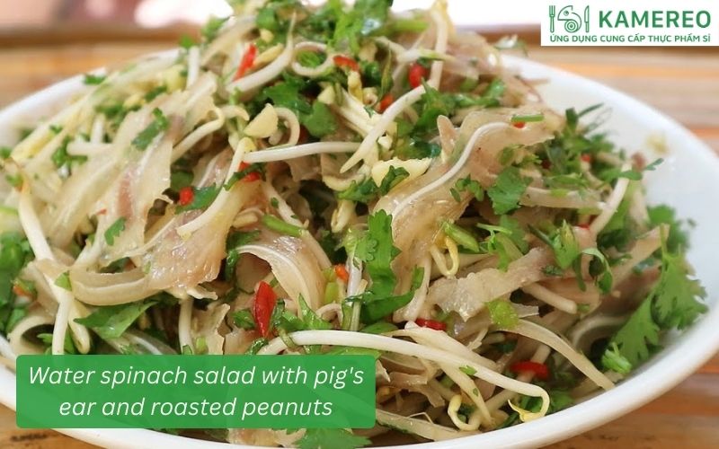  Pennywort salad mixed with thinly sliced ​​pig ears and crispy roasted peanuts.
