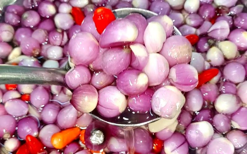 Các mẹo nhỏ giúp muối dưa hành ngon